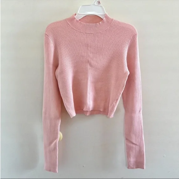 Brandy Melville Brett Turtleneck Top - Picture 6 of 12